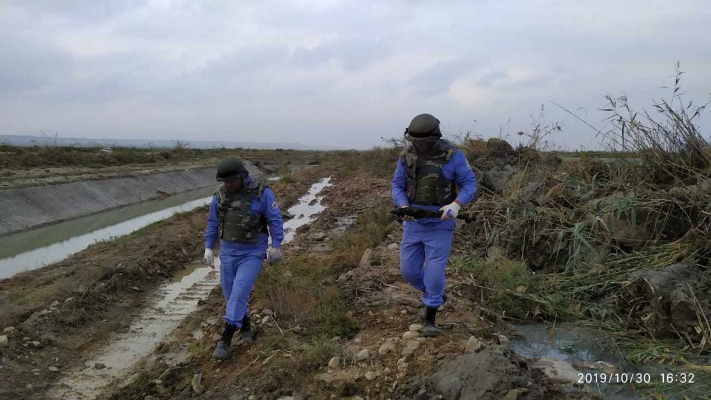 В Абшероне обнаружен пушечный снаряд