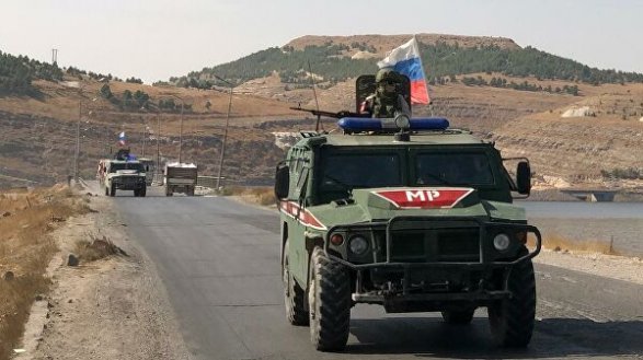 Военная полиция России в Сирии провела патрулирование у границы с Турцией