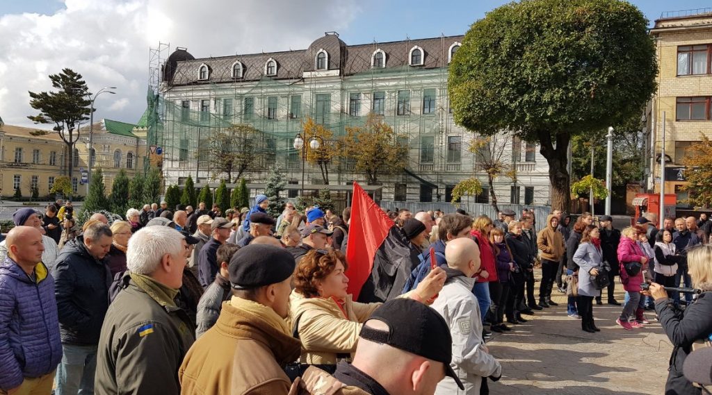По всей Украине прошла волна протестов против капитуляции страны