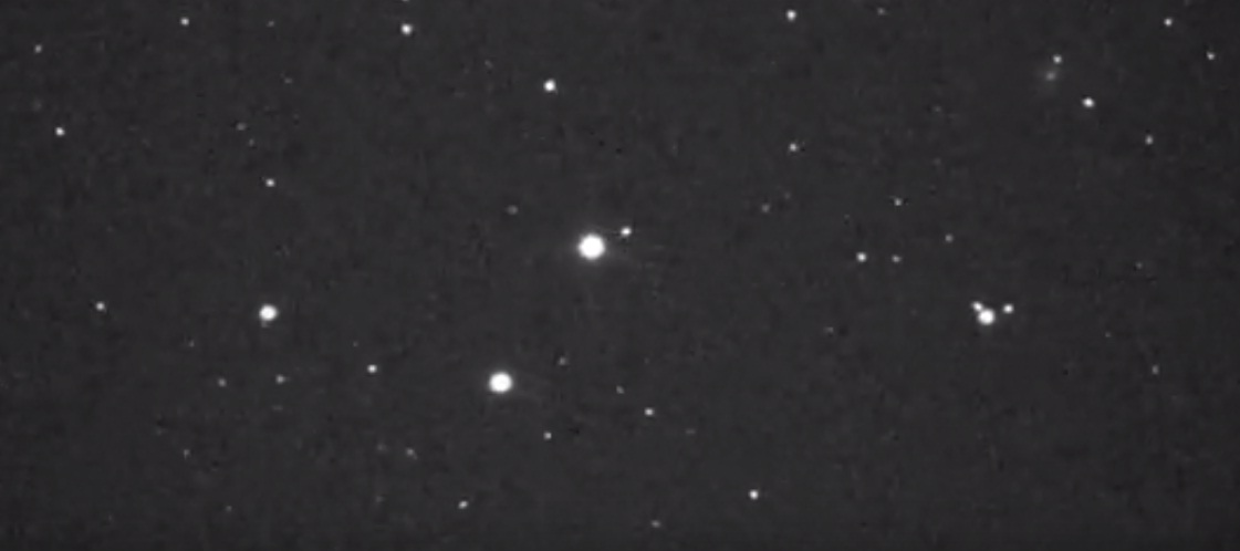 Пролетевший мимо Земли гигантский астероид показали на видео