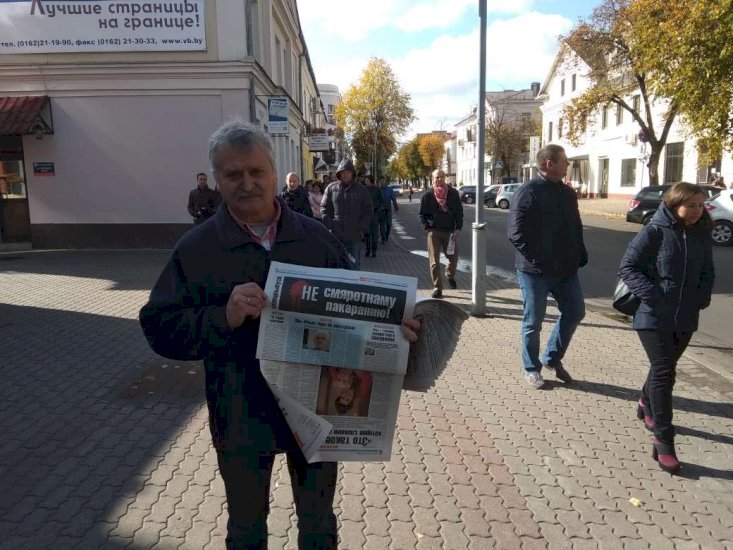 В Бресте манифестанты подняли политические вопросы