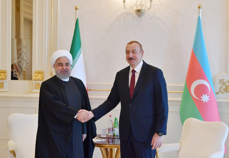 Президент Алиев встретился с иранским коллегой