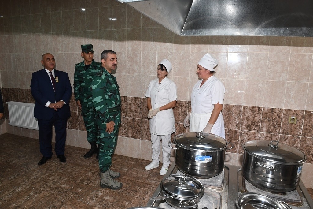 Эльчин Гулиев проверил состояние боевых пунктов на госгранице с Арменией