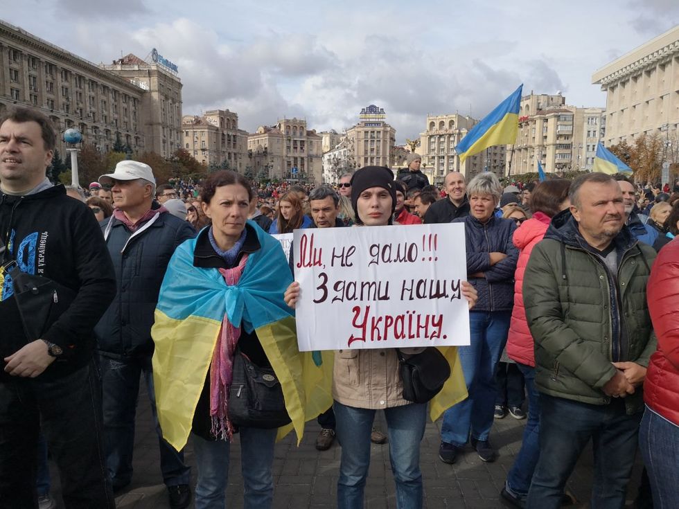 По всей Украине прошла волна протестов против капитуляции страны