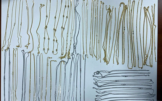 Женщина пыталась привезти из Турции золото в нижнем белье