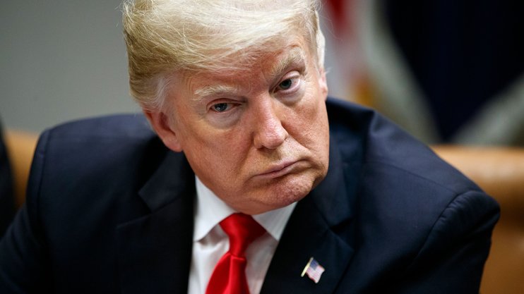 Трамп распорядился о продлении антииранских санкций еще на один год