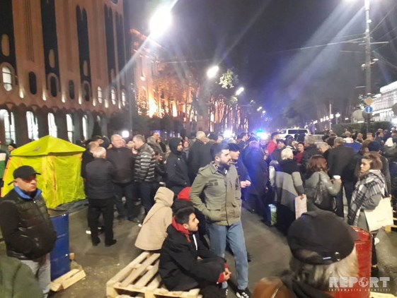 Протесты в Тбилиси возобновились