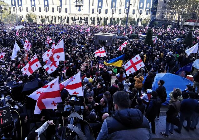 Массовые акции протеста в Тбилиси