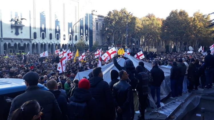 Массовые акции протеста в Тбилиси