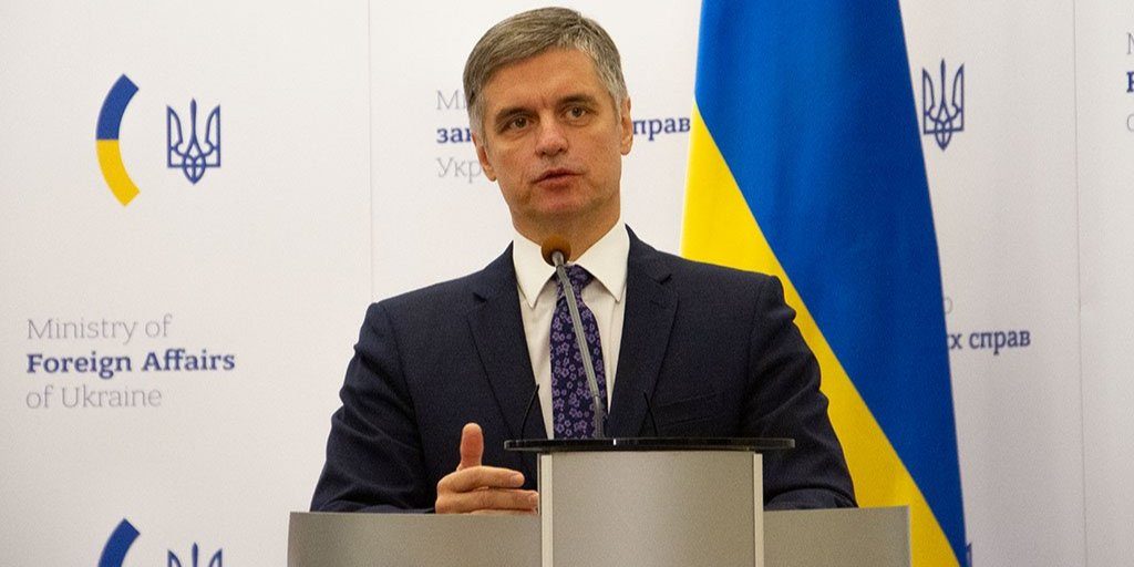 Украина согласилась предоставить Донбассу особый статус
