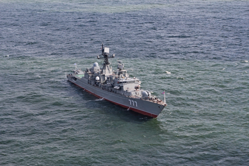 Российские военные корабли взяли курс на Иран