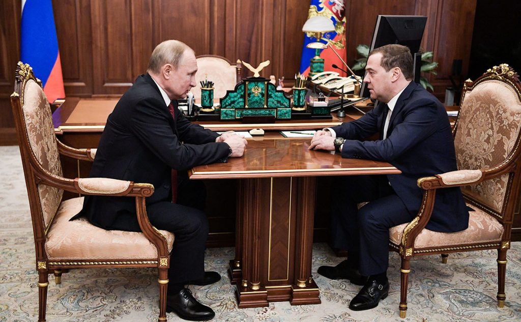 Путин предложил Медведеву занять новую должность