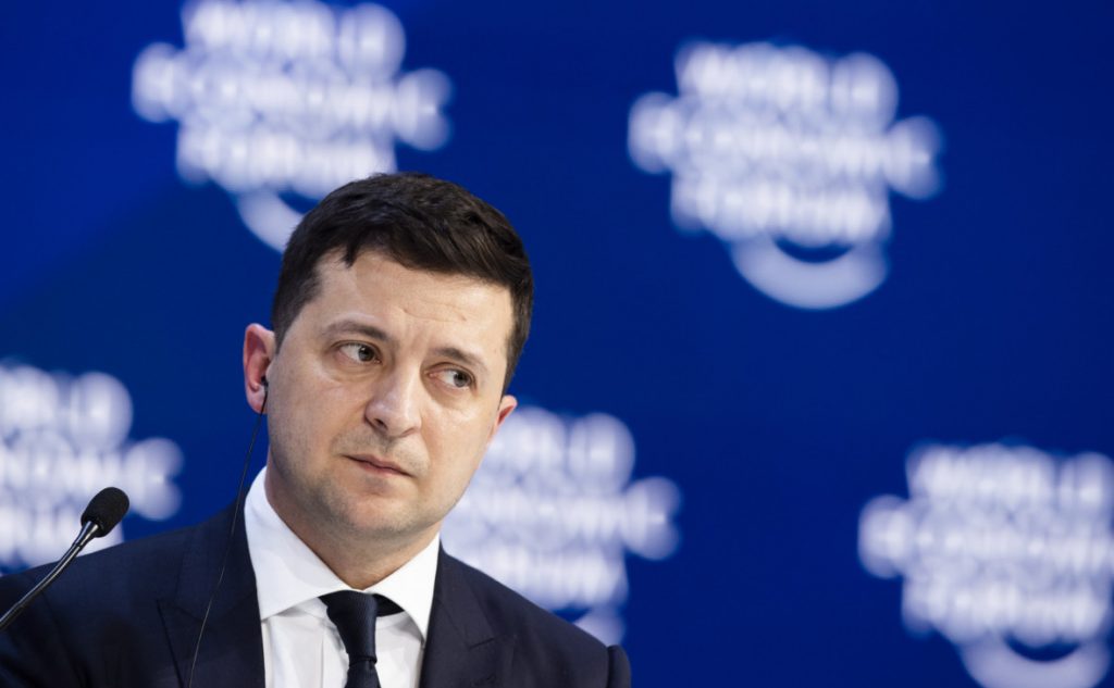 Украинцы считают Зеленского «двигателем реформ»
