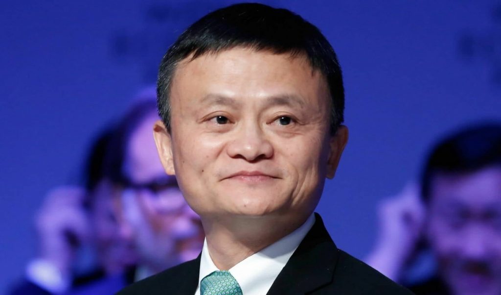 Основатель Alibaba передал России миллион медицинских масок