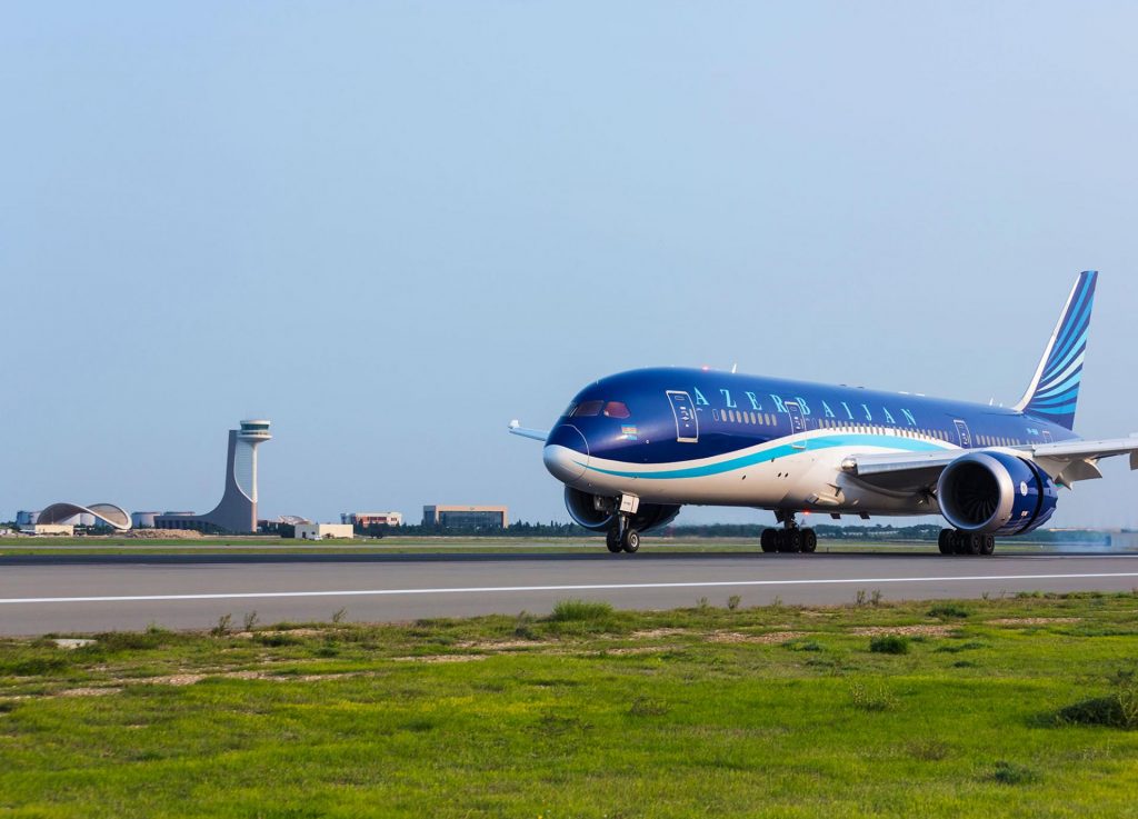 Самолеты AZAL доставили из России 171 гражданина Азербайджана