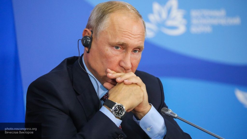 Путин присоединился к экстренному саммиту G20 по коронавирусу