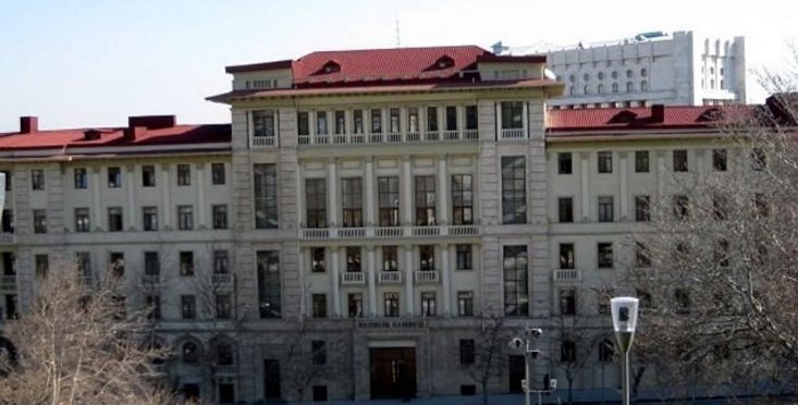 Из-за коронавируса в Азербайджане запрещены свадьбы и траурные мероприятия