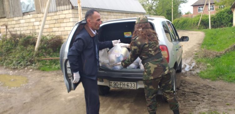 Сотрудники МЧС помогли одиноким и пожилым гражданам