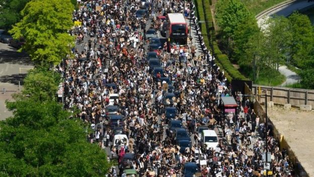 Убийство афроамериканца в США вылилось в протесты в Лондоне