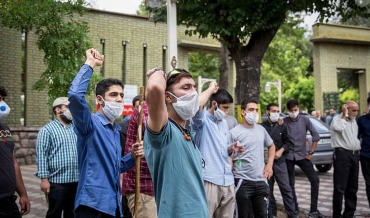 Акция протеста перед посольством Армении в Иране