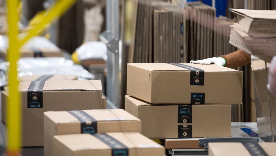 СМИ сообщили о вспышке коронавируса на складе Amazon в Германии