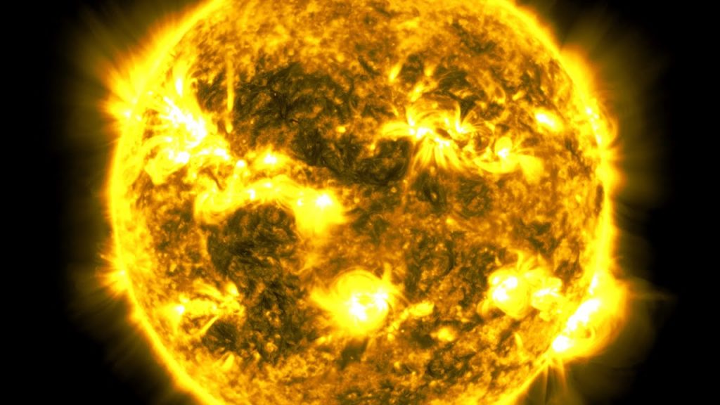Учёные NASA смонтировали видео о "жизни" Солнца в течение последних 10 лет