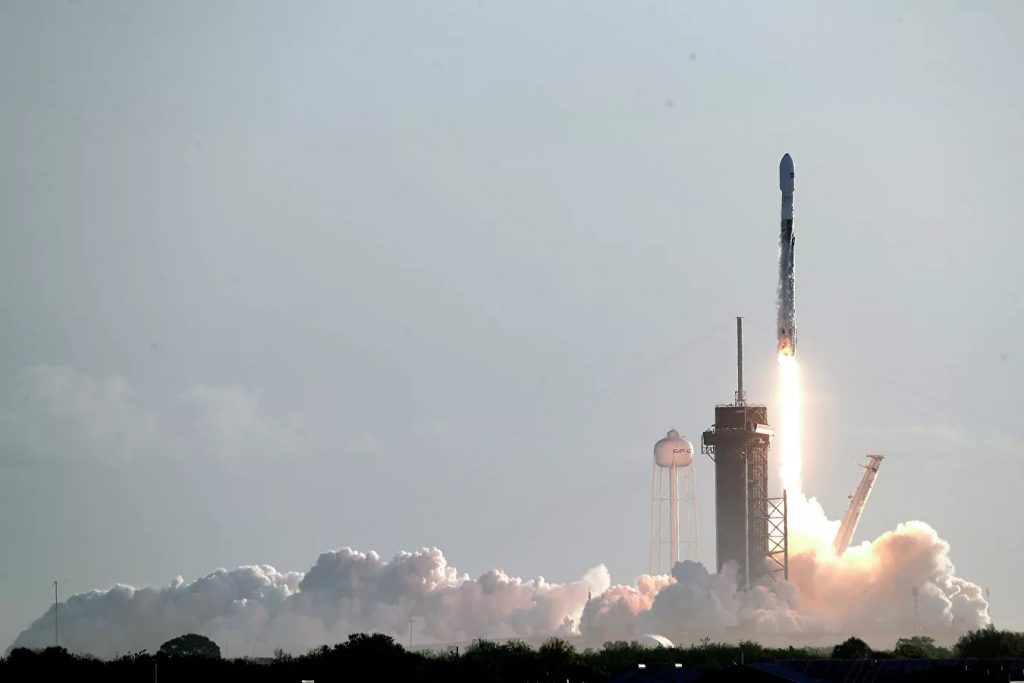 В США запустили ракету Falcon 9 с интернет-спутниками Starlink