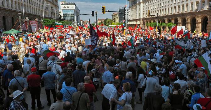 Испанцы протестовали против монархии