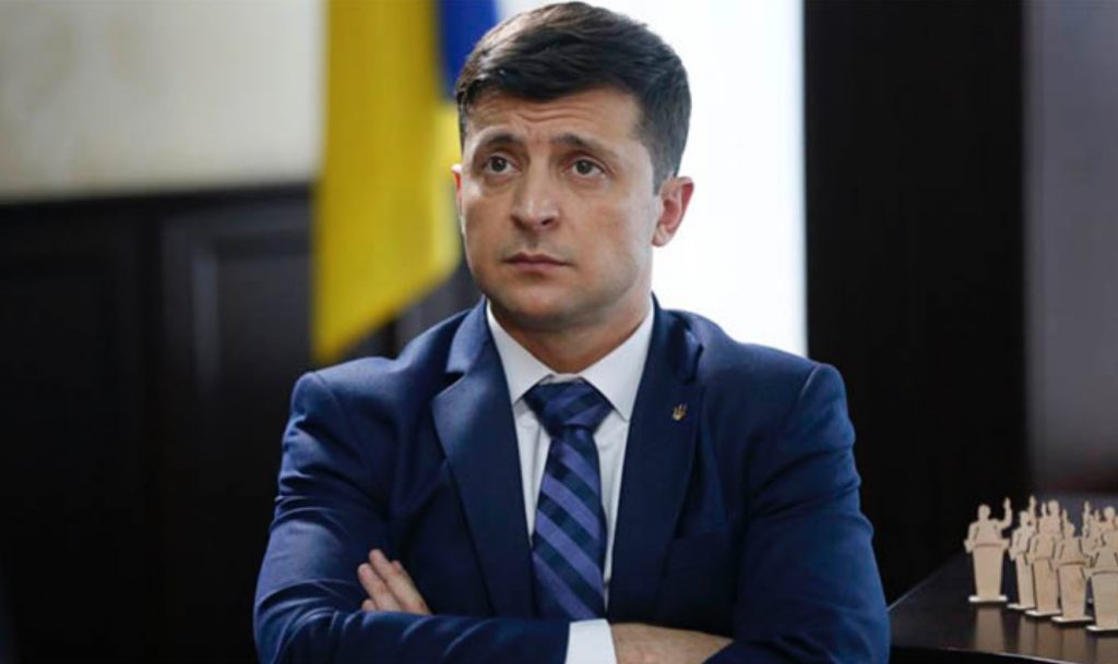 Оппозиция призвала Зеленского сложить полномочия