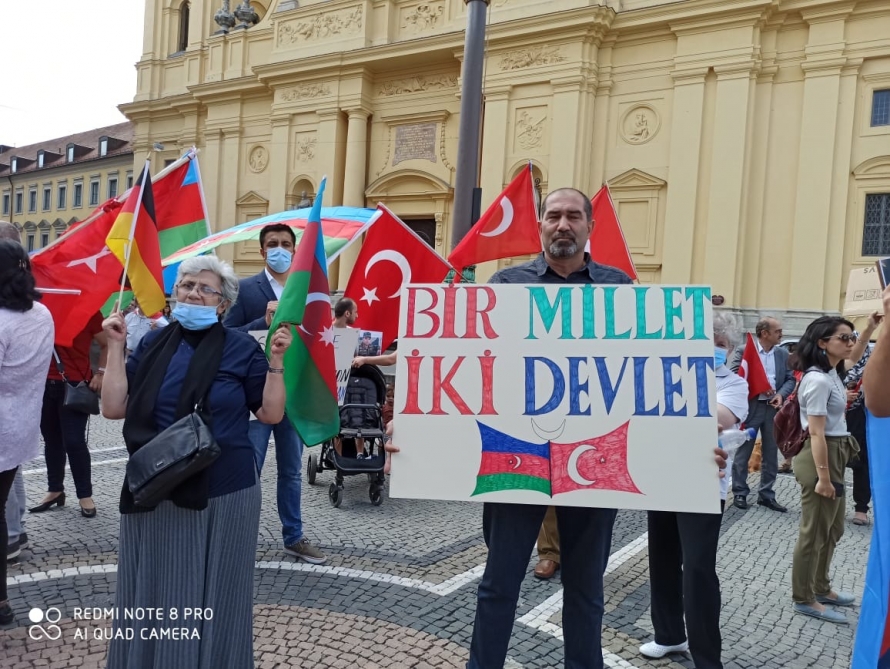 В Мюнхене азербайджанцы выступили против армянской агрессии
