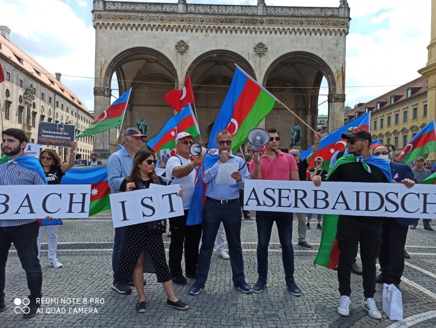 В Мюнхене азербайджанцы выступили против армянской агрессии