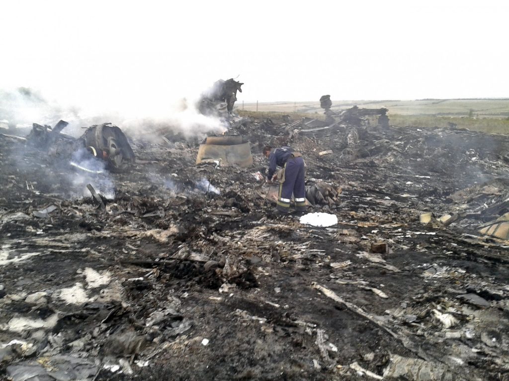 ЕС ждет от России признания в уничтожении MH17 Malaysia Airlines