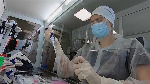 Испанские учёные придумали спрей для полости рта от коронавируса
