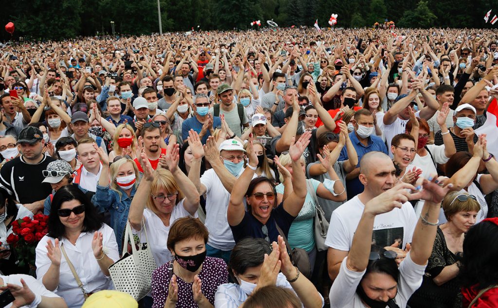 Сторонники Лукашенко проведут митинг в Минске