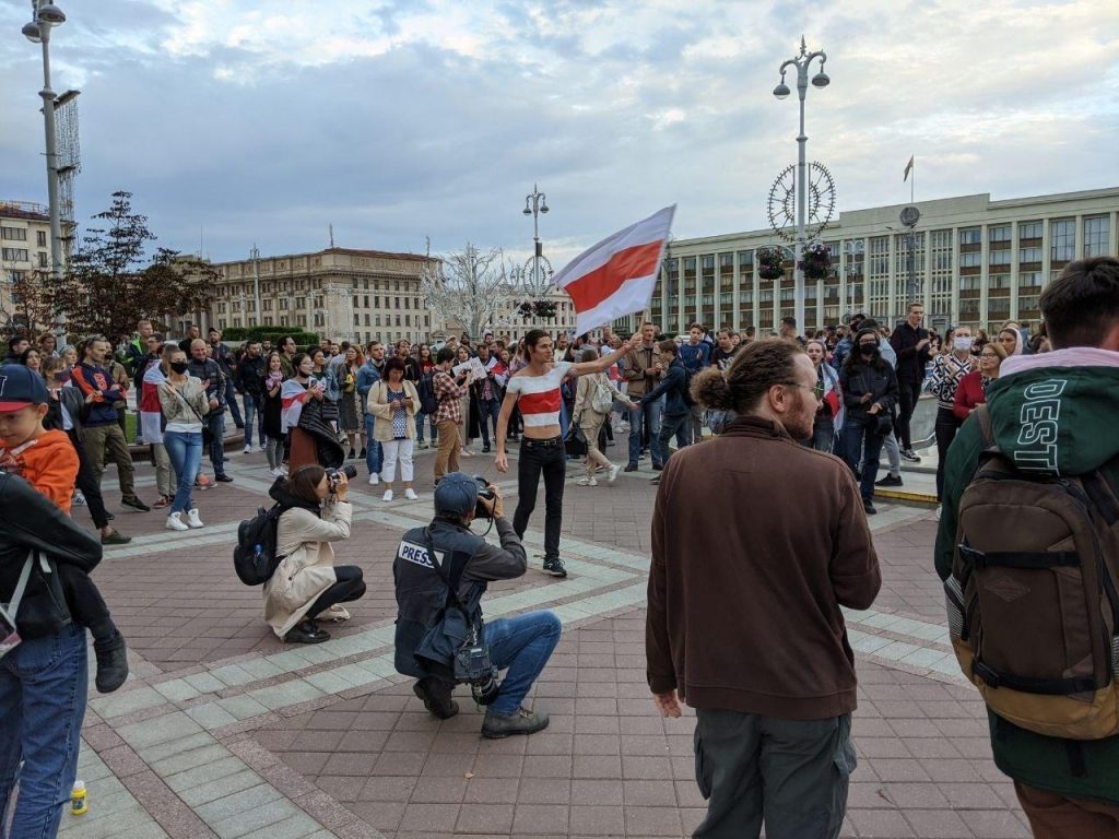 Белорусы вновь протестуют