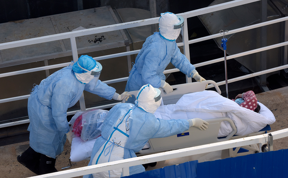 Число жертв ковида в мире за 9 месяцев может удвоиться