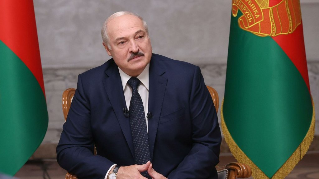 Лукашенко опроверг наличие миллиардов у него