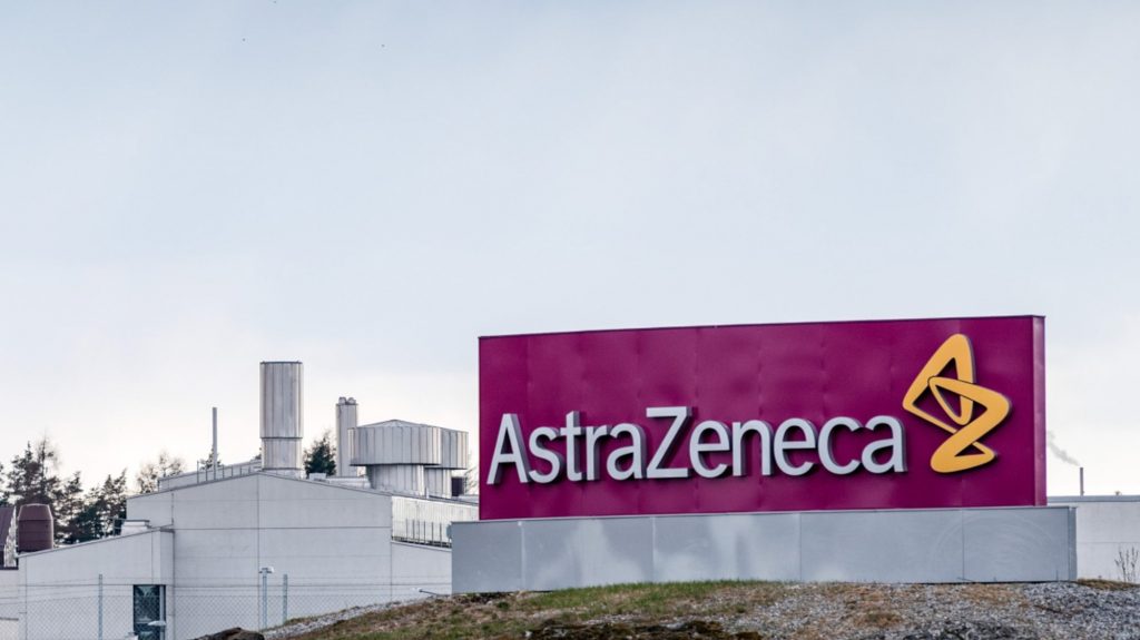 AstraZeneca возобновила испытания вакцины от коронавируса
