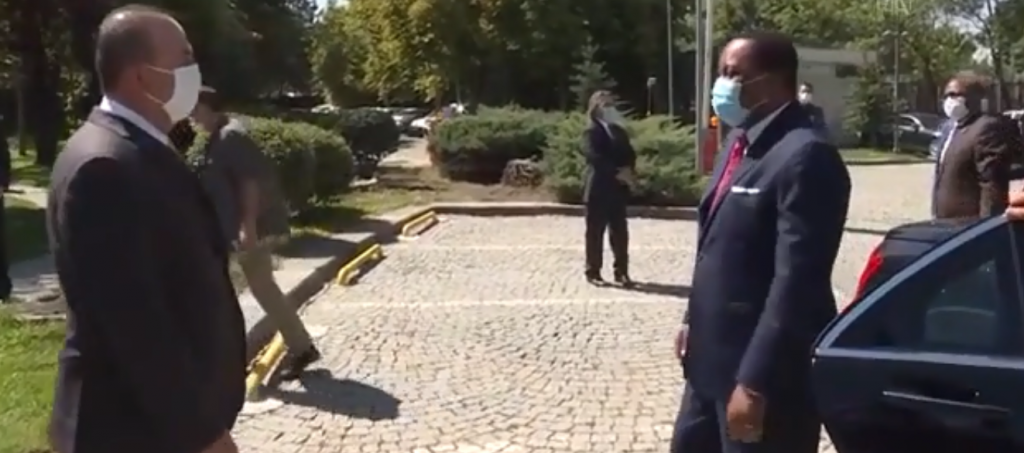 Глава МИД Турции обратился к своему коллеге из Конго по-русски