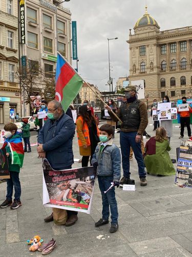 В Праге проведена акция в знак протеста против армянского террора