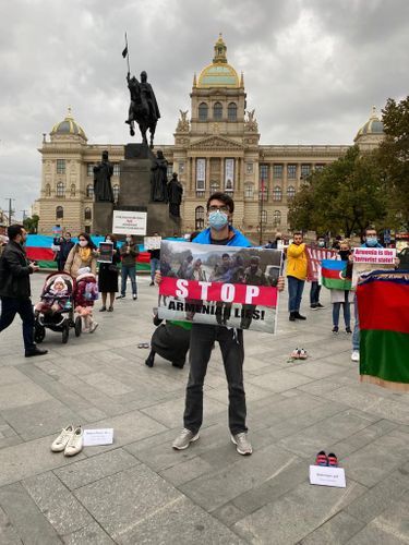 В Праге проведена акция в знак протеста против армянского террора