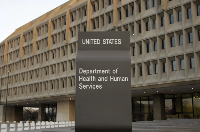 Минздрав США отказывается работать с Байденом