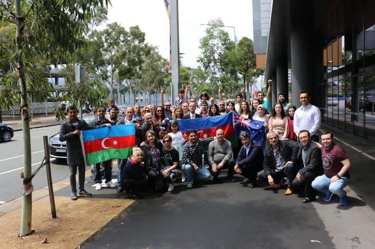 Азербайджанская община Сиднея провела митинг протеста против армянского террора: фото