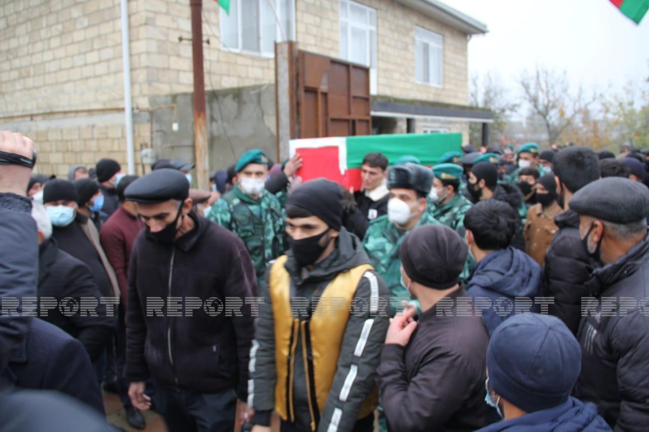 В Джалилабадском районе попрощались с шехидом: фото