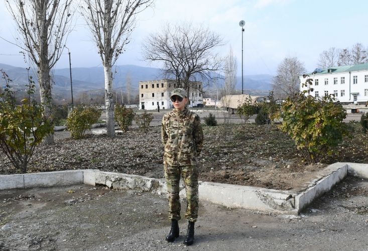 Визит Алиевых в Губадлинский и Зангиланский районы в фотографиях