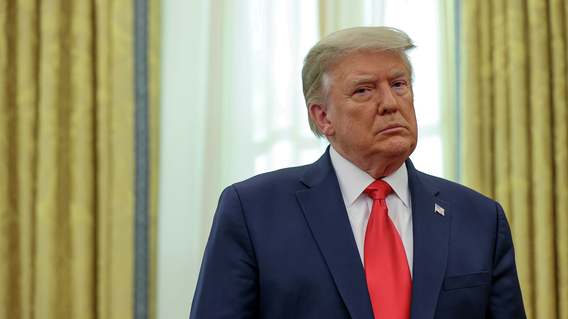 "Оставайтесь мирными!": Трамп обратился к сторонникам