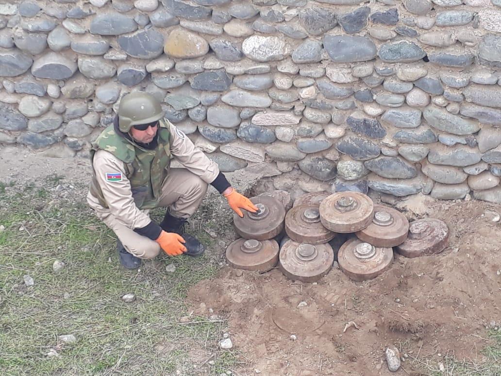 В прифронтовых районах обнаружены неразорвавшиеся боеприпасы: фото