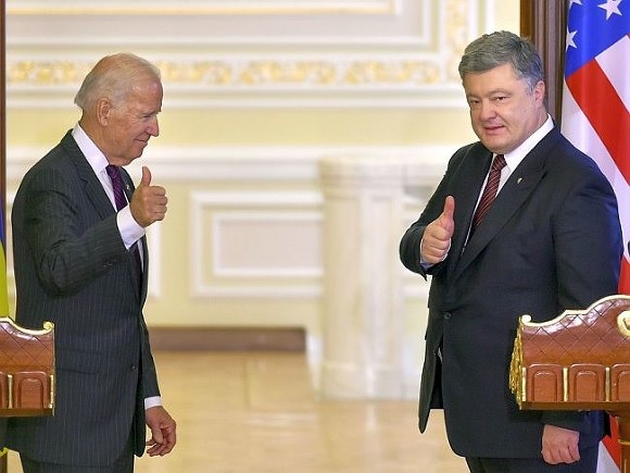 Байден и Порошенко стали фигурантами уголовных дел в Украине