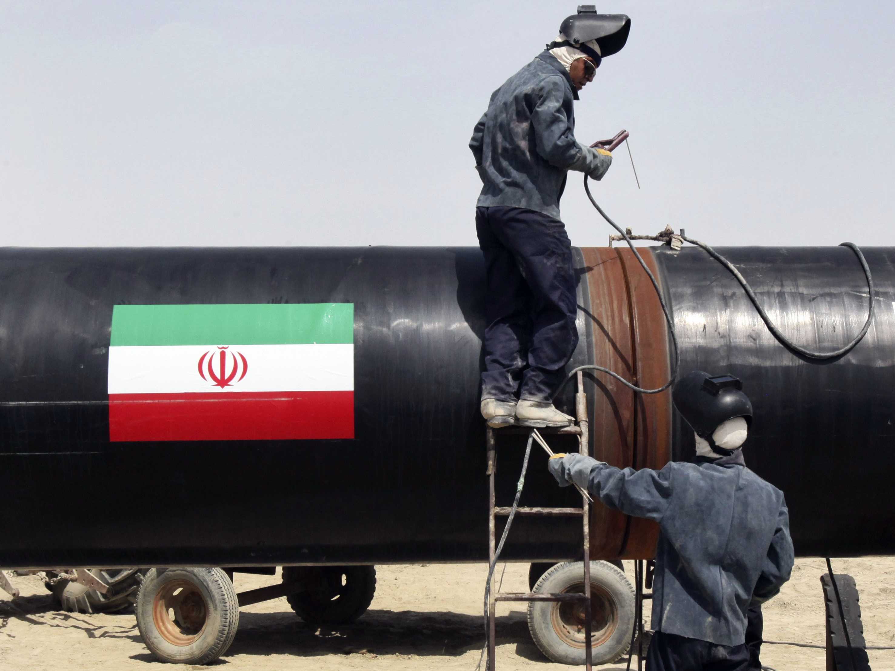 США решили изъять два миллиона баррелей иранской нефти