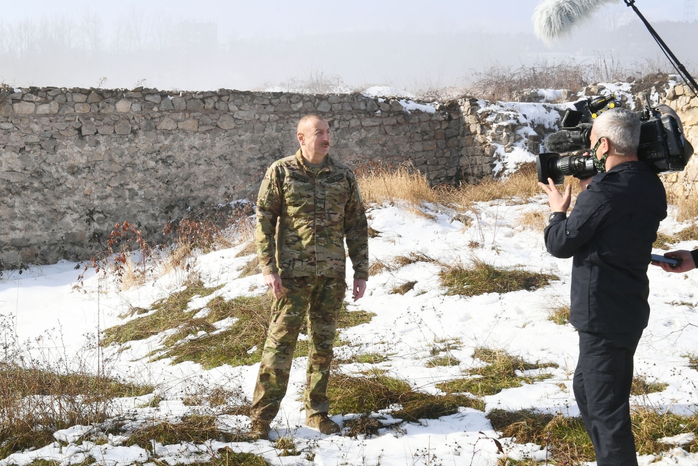 Алиевы в Шуше. Фотографии